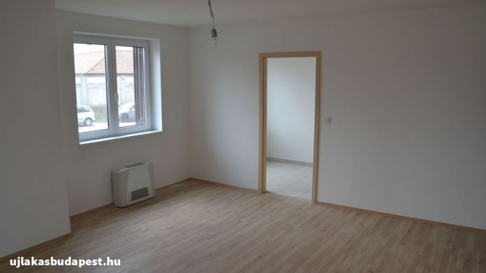 Eladó új építésű földszinti lakás 