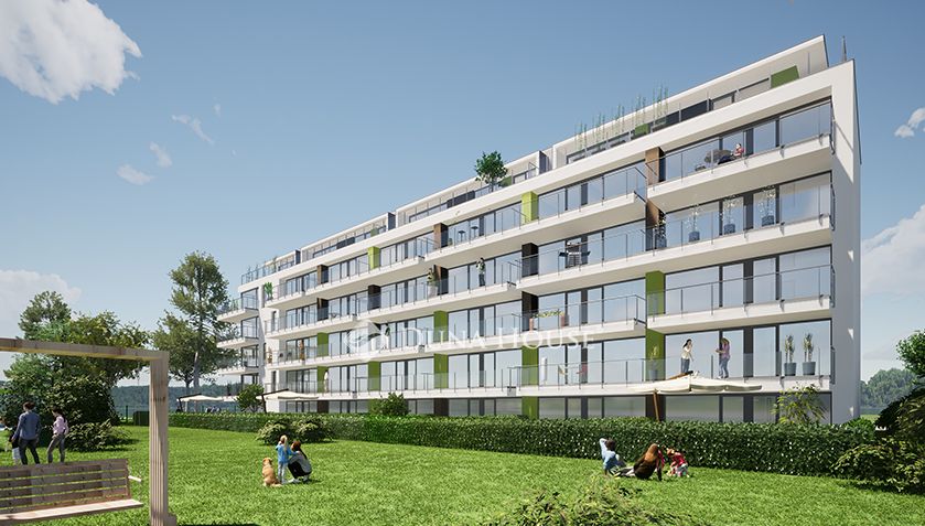 Eladó 55 nm-es, első emeleti lakás eladó Siófokon