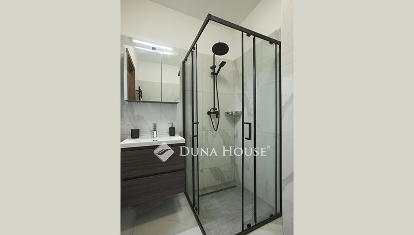 Új építésű lakás a Magdolnanegyedben B007